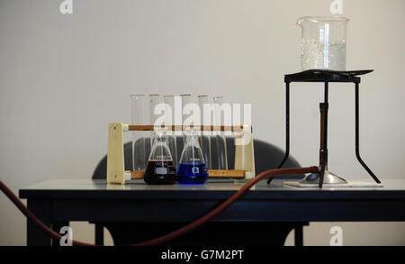 Science Setup Stock Science stock. Science apparatus is set up in a classroom Stock Photo ...