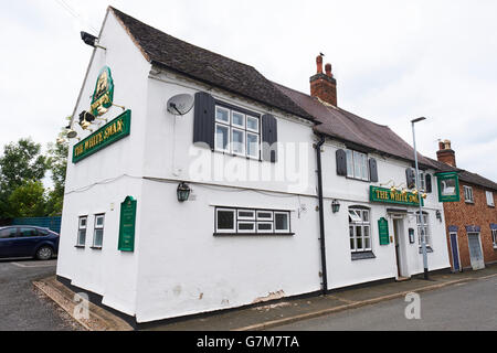 White Swan Public House High Street Stoke Golding Leicestershire UK Stock Photo