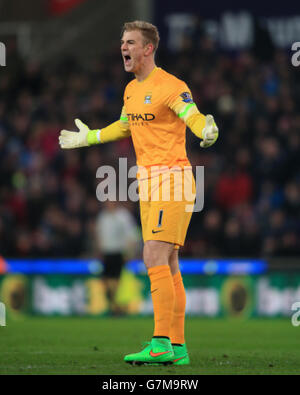 Soccer - Barclays Premier League - Stoke City v Manchester City - Britannia Stadium. Manchester City goalkeeper Joe Hart during the Barclays Premier League match at the Britannia Stadium, Stoke-On-Trent. Stock Photo