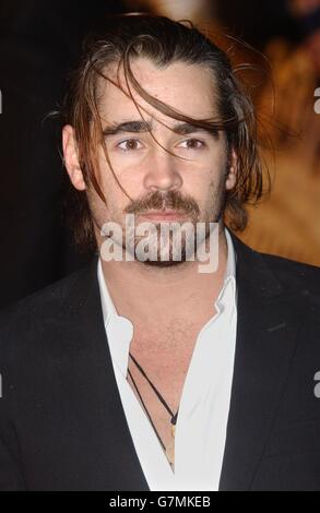 Alexander UK Premiere - Odeon - Leicester Square. Star of the film Colin Farrell arrives Stock Photo