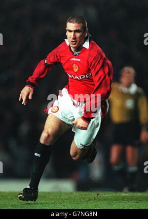 Manchester United's Eric Cantona celebrates the second goal against Porto Stock Photo