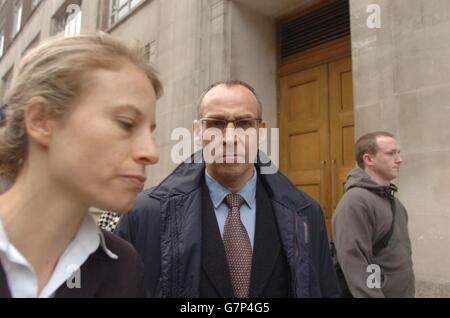 Hatfield Rail Crash Manslaughter Trial - First Avenue House. Alastair Cook (centre), 50, leaves First Avenue House in central London. Stock Photo