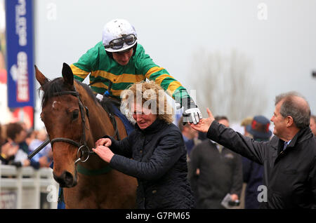 Horse Racing - 2015 Cheltenham Festival - Gold Cup Day - Cheltenham Racecourse Stock Photo