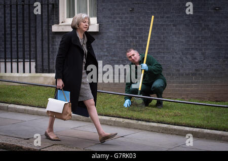 Home Secretary Theresa May leaves 10 Downing Street in London after attending the final cabinet meeting of this parliament. Stock Photo