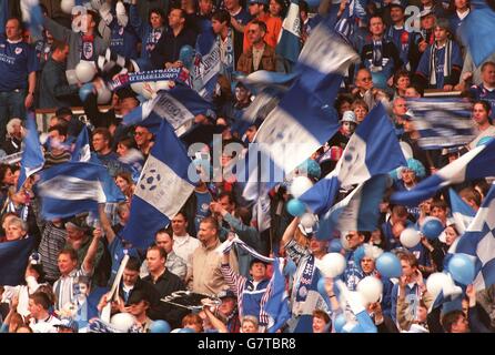 Soccer - Littlewoods FA Cup - Semi Final - Chesterfield v Middlesbrough. Chesterfield fans Stock Photo