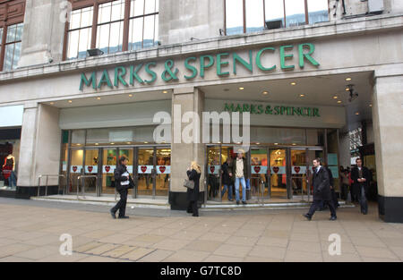 High Street Shops. A Marks and Spencer store on Oxford Street. Stock Photo