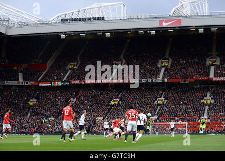 Soccer - Barclays Premier League - Manchester United v Tottenham Hotspur - Old Trafford. General view of the action as fans watch from the stands