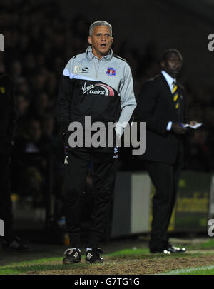 Soccer - Sky Bet League Two - Burton Albion v Carlisle United - Pirelli Stadium. Carlisle manager Keith Curle on the touchline during the Sky Bet League Two match at the Pirelli Stadium, Burton. Stock Photo