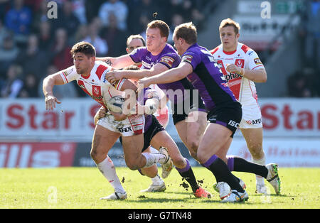 Rugby League - First Utility Super League - St Helens v Hull FC - Langtree Park Stock Photo