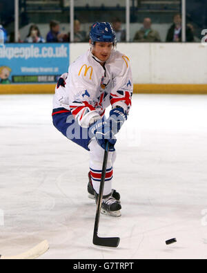 Ice Hockey - International Friendly - Great Britain v Poland - Coventry SkyDome. Mark Thomas, Great Britain Stock Photo