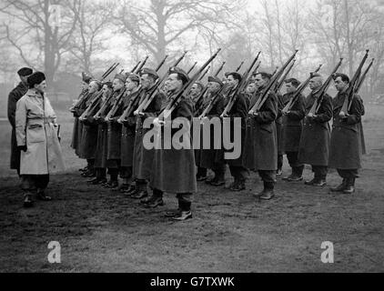 World War Two - UK & Commonwealth - The Home Front - Home Guard - Chislehurst - 1940 Stock Photo