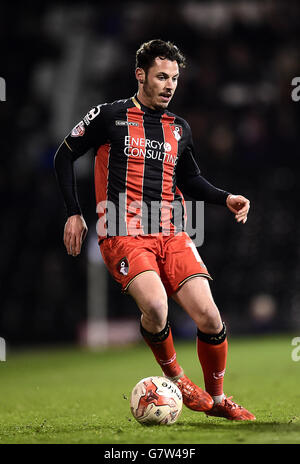 Soccer - Sky Bet Championship - Fulham v AFC Bournemouth - Craven Cottage. Adam Smith, AFC Bournemouth Stock Photo