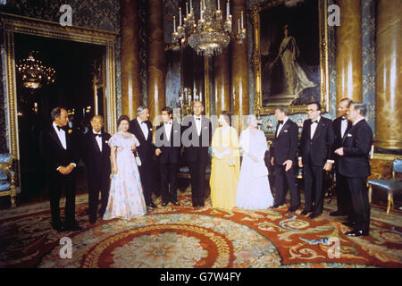 Royalty - Queen with Seven World Leaders - Blue Drawing Room at Buckingham Palace Stock Photo