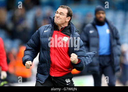 Soccer - Sky Bet Championship - Leeds United v Blackburn Rovers - Elland Road. Blackburn Rovers Manager Gary Bowyer punches the air with delight after during the Sky Bet Championship match at Elland Road, Leeds. Stock Photo