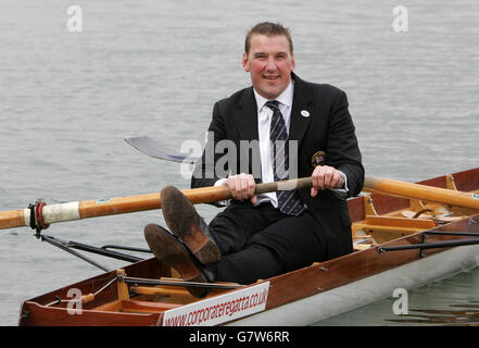 Four times Olympic gold medallist Sir Matthew Pinsent, launching his 'Corporate Regatta' - an event for novice crews who will compete on the London 2012 Olympic bid rowing lake. Stock Photo