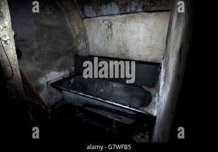 A wash room in the disused Down Street station in London's Mayfair district, which has been closed to the public since May 1932 due to low passenger numbers, as Transport for London (TfL) is now inviting businesses to submit innovative ideas to transform the forgotten station into a commercially viable business as part of its plans to generate £3.4 billion in non-fare revenue to reinvest in the transport network. Stock Photo