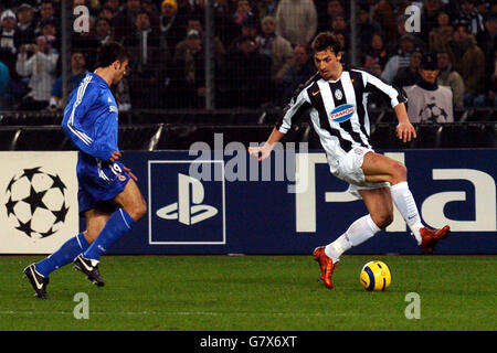 Soccer - UEFA Champions League - Round of 16 - Second Leg - Juventus v Real Madrid - Stadio Delle Alpi Stock Photo