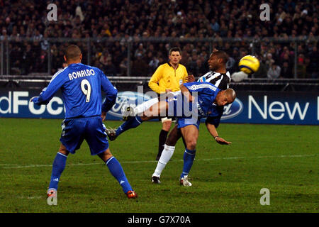 Soccer - UEFA Champions League - Round of 16 - Second Leg - Juventus v Real Madrid - Stadio Delle Alpi Stock Photo