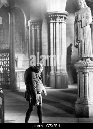 Charles Laughton as Quasimodo in 'The Hunchback of Notre Dame'. Stock Photo