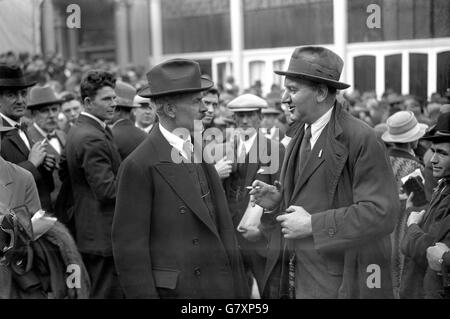 Prime Minister Ramsay MacDonald chats to R Williams at the Labour Party Conference at Margate. Stock Photo