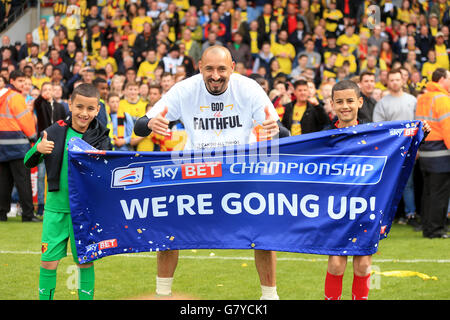 Watford's Heurelho Gomes celebrates promotion during the Sky Bet Championship match at Vicarage Road, Watford. Stock Photo