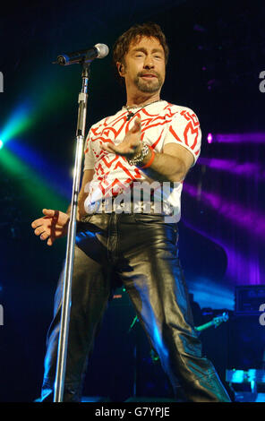 New frontman Paul Rodgers of Queen performs live on stage. It is the first time the band has toured since 1986. Stock Photo