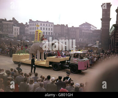 View of a float with a man riding an Elephant during the Lord Mayor's Show in London which has been held annually since 1751. Stock Photo