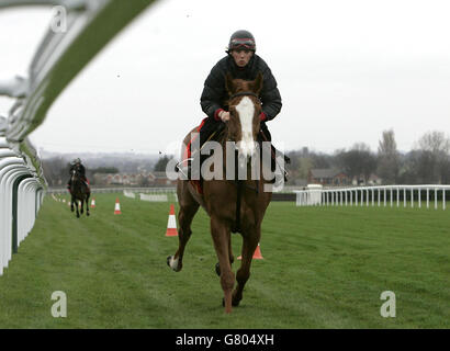 Horse Racing - Grand National Photocall - Aintree. Jockey Carrie Ford rides Forrest Gunner. Stock Photo