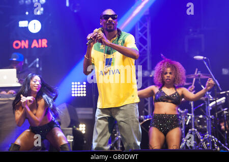 Snoop Dogg performing at the Radio 1 Big Weekend, held in Earlham Park, Norwich. Stock Photo