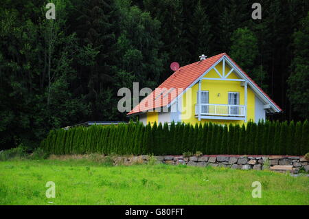 Cypress fence Stock Photo: 57061138 - Alamy