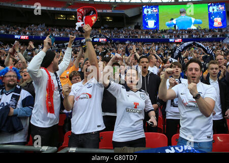 Soccer - Sky Bet League One - Play Off - Final - Preston North End v Swindon Town - Wembley Stadium. Preston North End supporters celebrate in the stands at Wembley Stock Photo