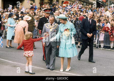 Royalty - Queen Elizabeth II Silver Jubilee - Tour of Great Britain Stock Photo