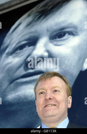 General Election 2005 - Campaign Launch - Liberal Democartic Party. Liberal Democrate leader Charles Kennedy. Stock Photo