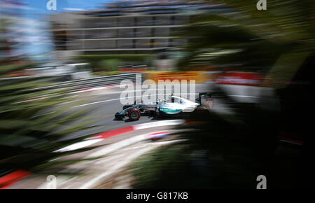 Mercedes Nico Rosberg during the 2015 Monaco Grand Prix at the Circuit de Monaco, Monte Carlo, Monaco. PRESS ASSOCIATION Photo. Picture date: Sunday May 24, 2015. See PA story AUTO Monaco. Photo credit should read: David Davies/PA Wire. RESTRICTIONS: Use subject to restrictions. Editorial use in print media and internet only. No mobile or TV. Commercial use with prior consent.  Use subject to restrictions. Editorial use in print media and internet only. Stock Photo