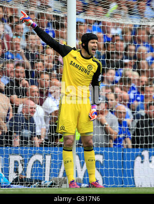 Soccer - Barclays Premier League - Chelsea v Sunderland - Stamford Bridge. Chelsea goalkeeper Petr Cech during the Barclays Premier League match at Stamford Bridge, London. Stock Photo