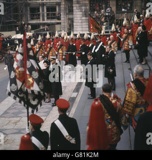 The Queen and the Duke of Edinburgh on the steps of St. Paul's Cathedral after the funeral of Sir Winston Churchill. Also pictured is the Prince of Wales and the Queen Mother. Stock Photo