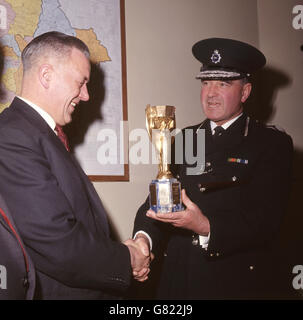 Soccer - FIFA World Cup England 1966 - Recovered World Cup Trophy - Cannon Row Police Station, London Stock Photo