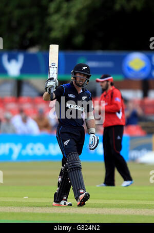 Cricket - One Day Tour Match - Leicestershire v New Zealand - Grace Road Stock Photo