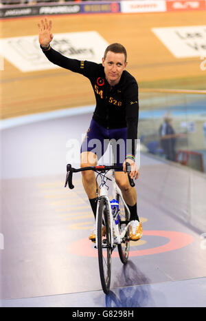 Cycling - Sir Bradley Wiggins Hour Record Attempt - Lee Valley VeloPark ...