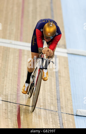 Cycling - Sir Bradley Wiggins Hour Record Attempt - Lee Valley VeloPark ...