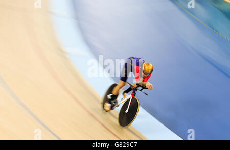 Cycling - Sir Bradley Wiggins Hour Record Attempt - Lee Valley VeloPark ...