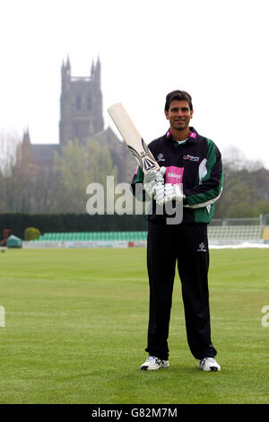 Cricket - Worcestershire County Cricket Club - 2005 Photocall - New Road. Worcestershire captain Vikram Solanki Stock Photo