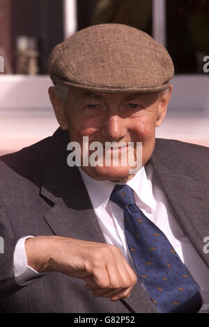 Former Labour Prime Minister Lord Callaghan celebrating his 90th birthday with a family party near his East Sussex home. Stock Photo