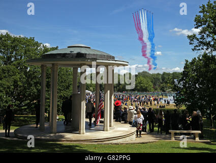 The Red Arrows fly over the Magna Carta memorial at Runnymede, near Egham, Surrey, during the 800th anniversary of the groundbreaking accord. Stock Photo