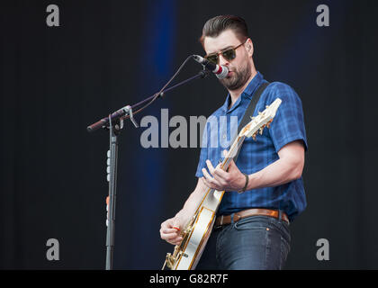 Liam Fray of the Courteeners live on stage on day 4 of the Isle of Wight Festival 2015, Seaclose Park, Isle of Wight Stock Photo