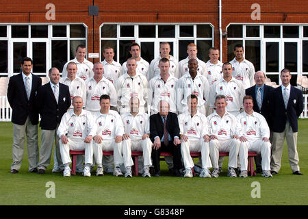 Cricket - Somerset County Cricket Club - 2005 Photocall - County Ground. Somerset team group Stock Photo