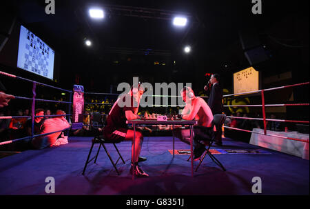 Sport - London Chessboxing Grandmaster Bash! - Scala. A girl carries round  a Round 1 sign ringside at the London Chessboxing Grandmaster Bash at  Scala, London Stock Photo - Alamy