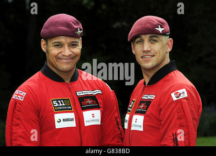 Red Devils parachute display team members Corporal Mike French (right) and Corporal Wayne Shorthouse who were involved in an aerial incident during a display at the Whitehaven Air Show during a photocall in Ripon, North Yorkshire. Stock Photo