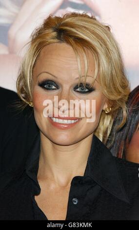 MAC Cosmetics' charity lipstick - Selfridges. Actress Pamela Anderson during a promotional poster signing. Stock Photo