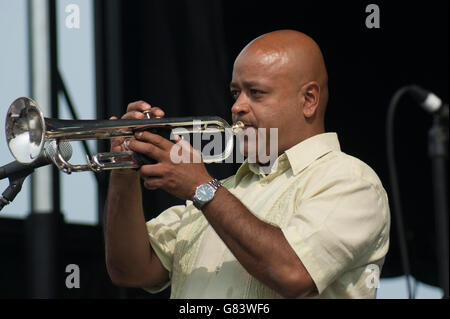 Trumpeter Pete Nater plays with Mitch Frohman & The Bronx Horns, a Mambo Orchestra Stock Photo